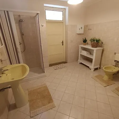 Nino Petrelli Appartement