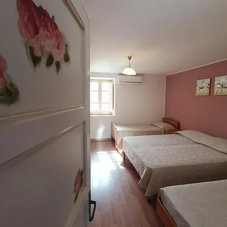 Appartement Nino Petrelli Naso