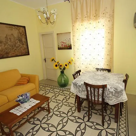 Nino Petrelli Appartement